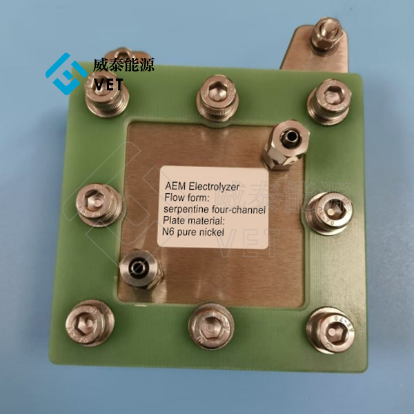 Hydrogenpermeabilitet og crossover af alkaliske vandelektrolysemembraner